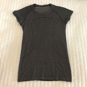Lulu Swiftly Tech Short Sleeve